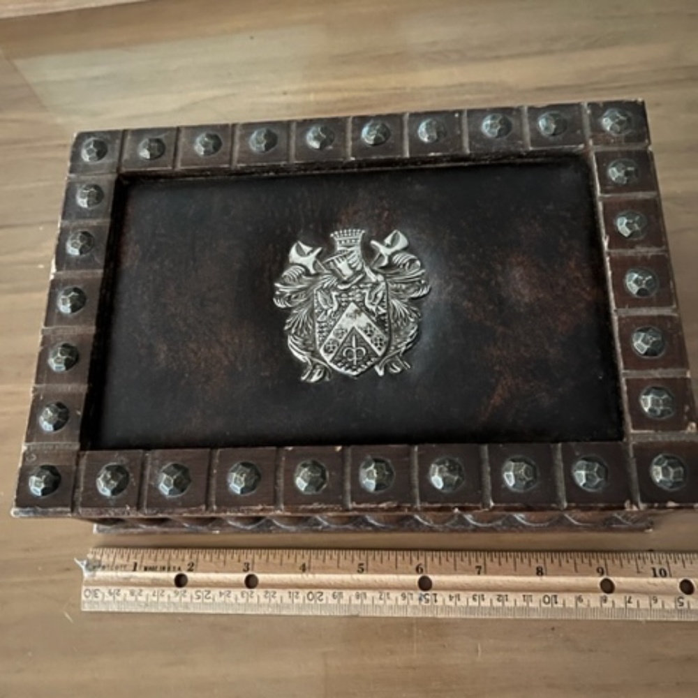 Vintage Acsons Imports Co. jewelry box from Japan